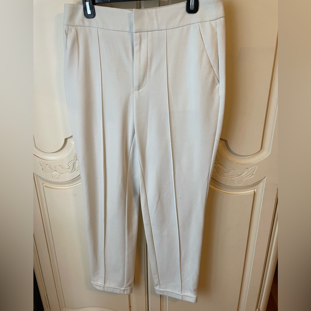 Nine West tapered pants - size 8